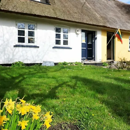 Dom wakacyjny Two-bedroom Holiday In